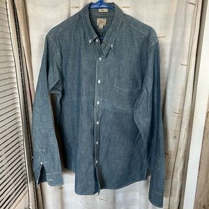 J. Crew 100% Cotton Chambray Button Down Shirt Slim Fit EUC